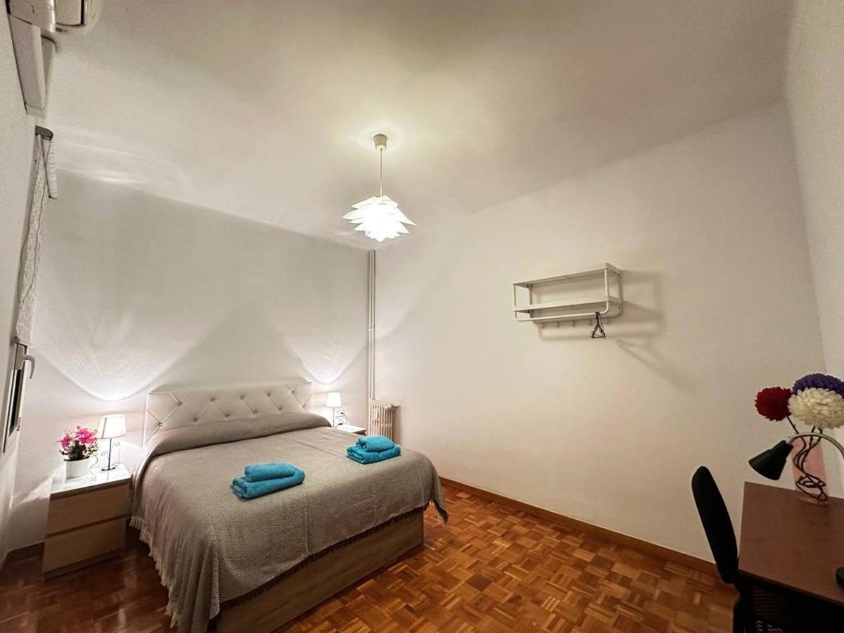 Rooms Nuevo Roger Барселона Екстер'єр фото